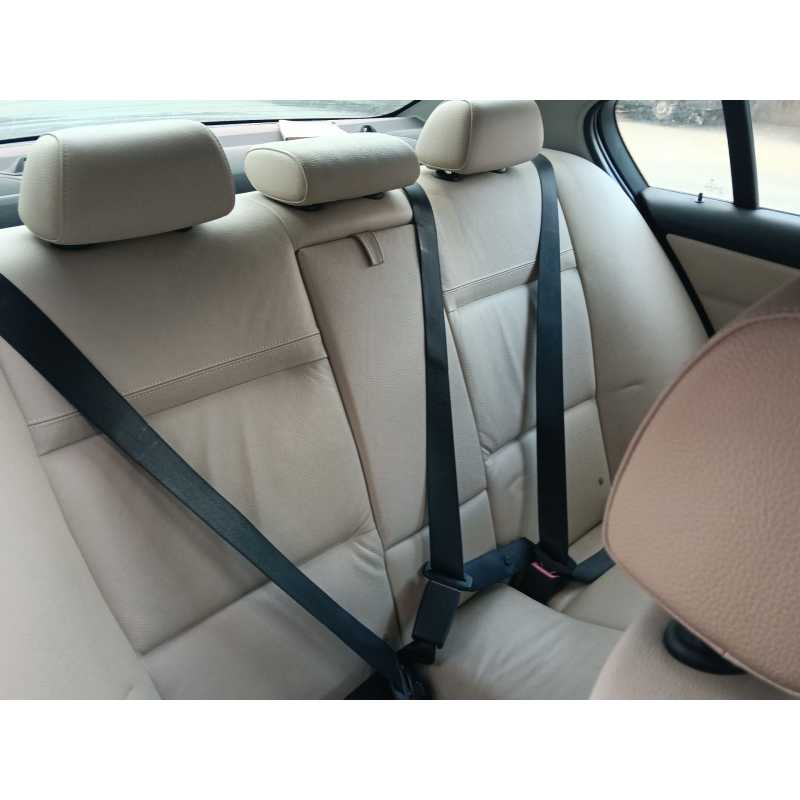 Recambio de cinturon seguridad trasero derecho para bmw 3 (e90) 318 d referencia OEM IAM 72117245883  