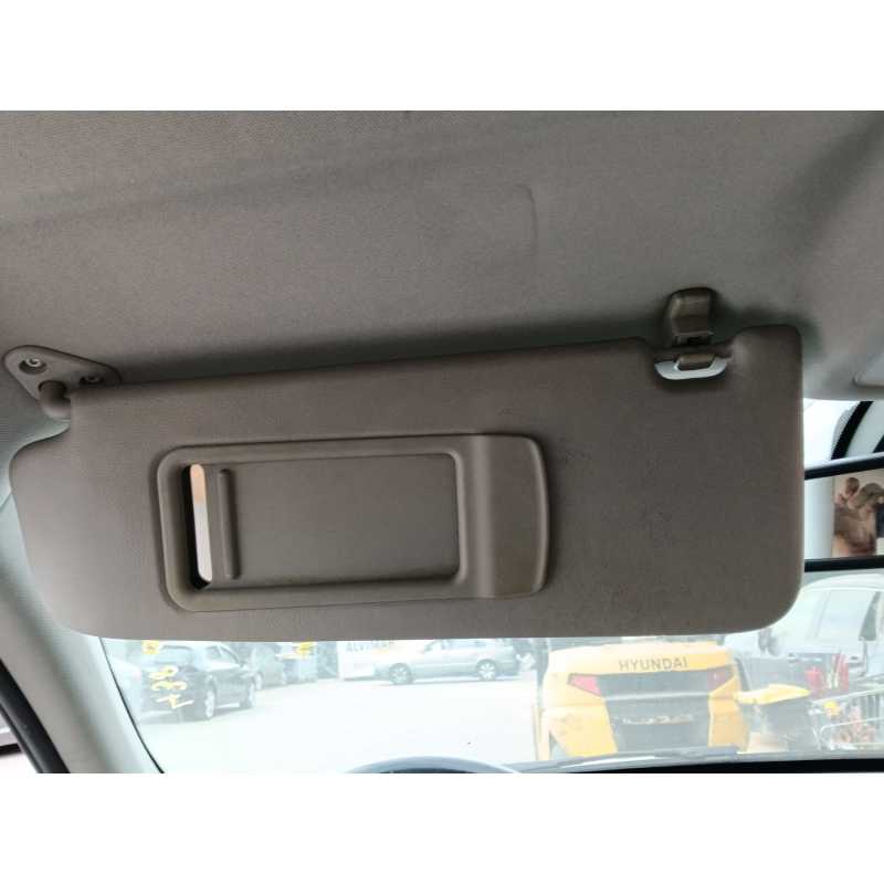 Recambio de parasol izquierdo para bmw 3 (e90) 318 d referencia OEM IAM 51166981649  