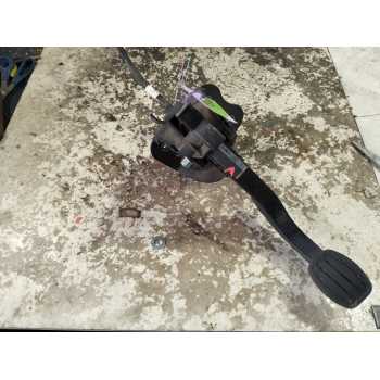 PEDAL EMBRAGUE 
