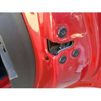 CERRADURA PUERTA TRASERA DERECHA 825000141R 