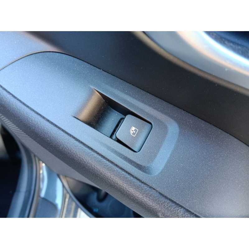 Recambio de mando elevalunas trasero derecho para hyundai i30 (pde, pd, pden) 1.0 t-gdi referencia OEM IAM   