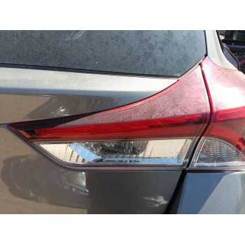 PILOTO TRASERO DERECHO INTERIOR 8158102460 