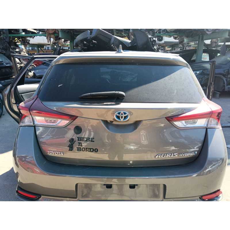 Recambio de porton trasero para toyota auris (_e18_) 1.8 hybrid (zwe186_) referencia OEM IAM 6700502290  