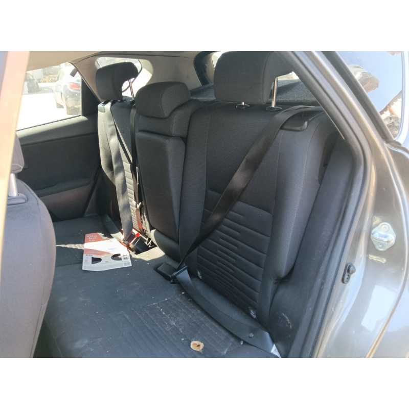 Recambio de cinturon seguridad trasero izquierdo para toyota auris (_e18_) 1.8 hybrid (zwe186_) referencia OEM IAM 7336002550C0 