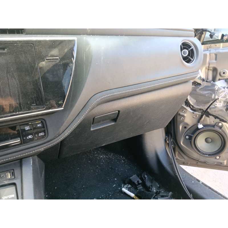 Recambio de guantera para toyota auris (_e18_) 1.8 hybrid (zwe186_) referencia OEM IAM   