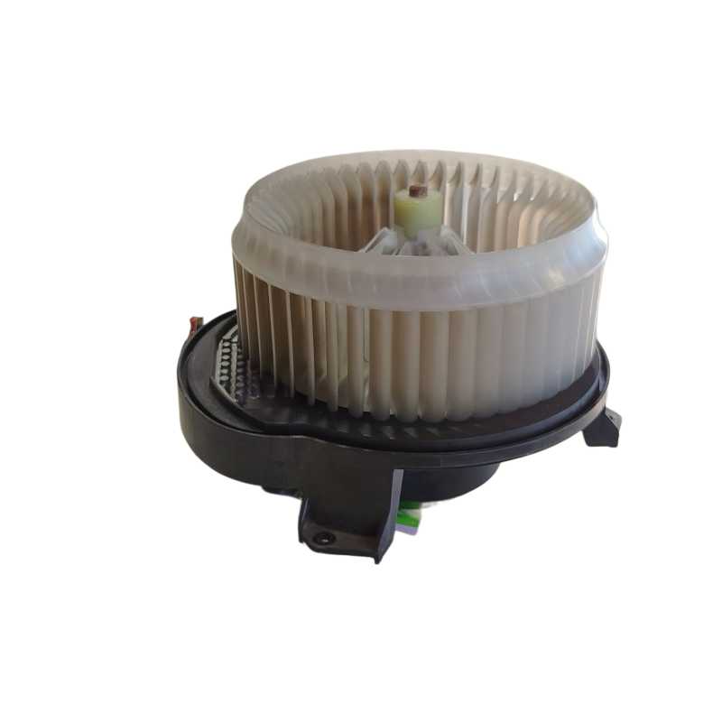 Recambio de ventilador calefaccion para jaguar xe (x760) 2.0 d referencia OEM IAM T2H8144  