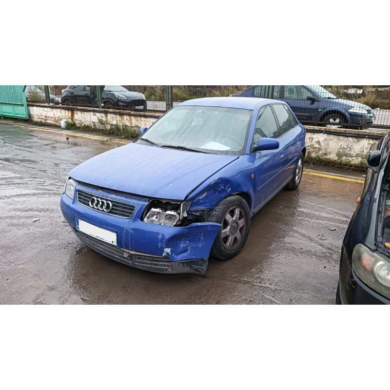 audi a3 (8l1) del año 2000