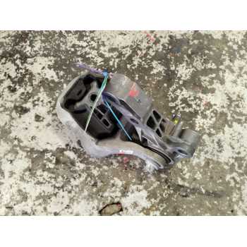 SOPORTE MOTOR TRASERO 