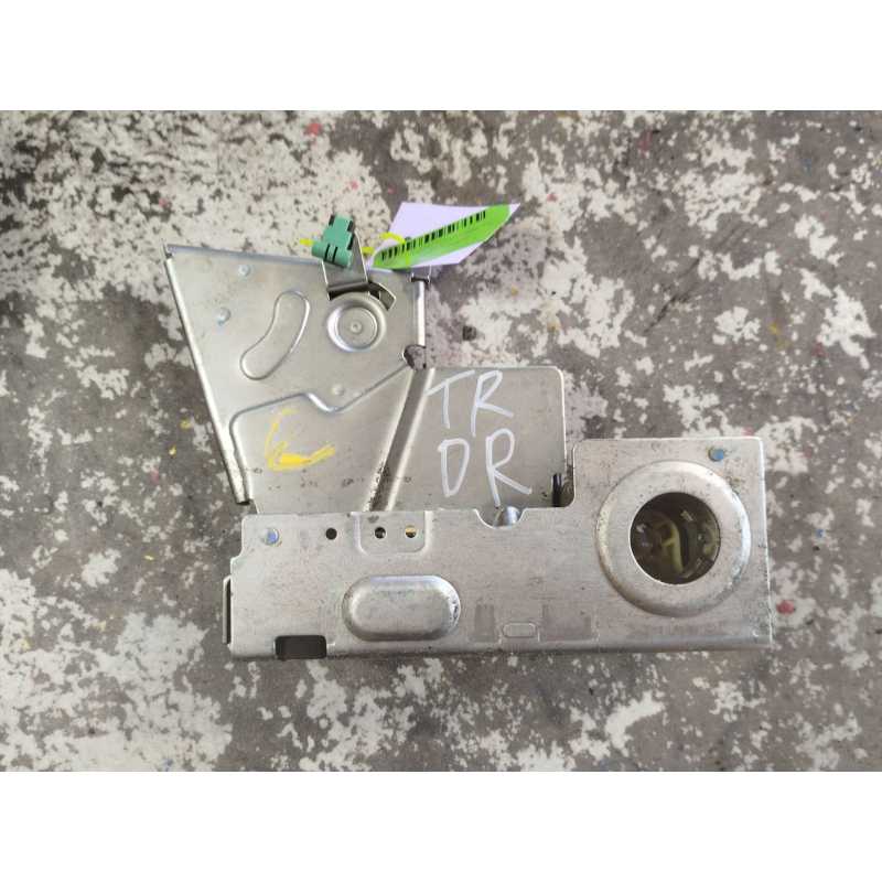 Recambio de cerradura puerta trasera derecha para ford tourneo connect 1.8 tdci referencia OEM IAM 4557484  