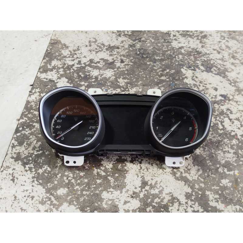 Recambio de cuadro instrumentos para maserati levante suv (m161) 3.0 d q4 referencia OEM IAM   
