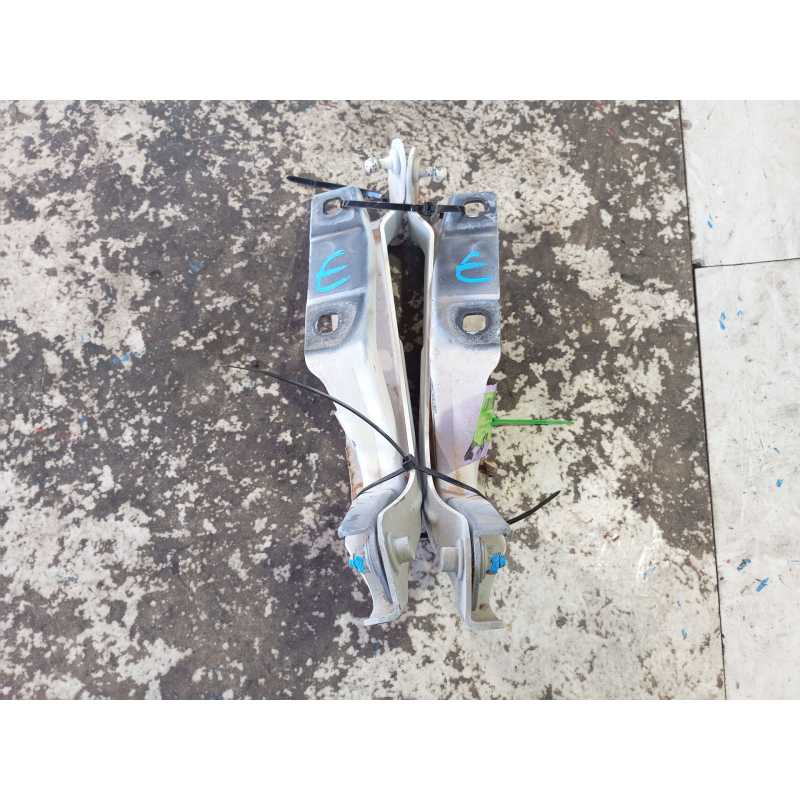 Recambio de bisagras capo para maserati levante suv (m161) 3.0 d q4 referencia OEM IAM   