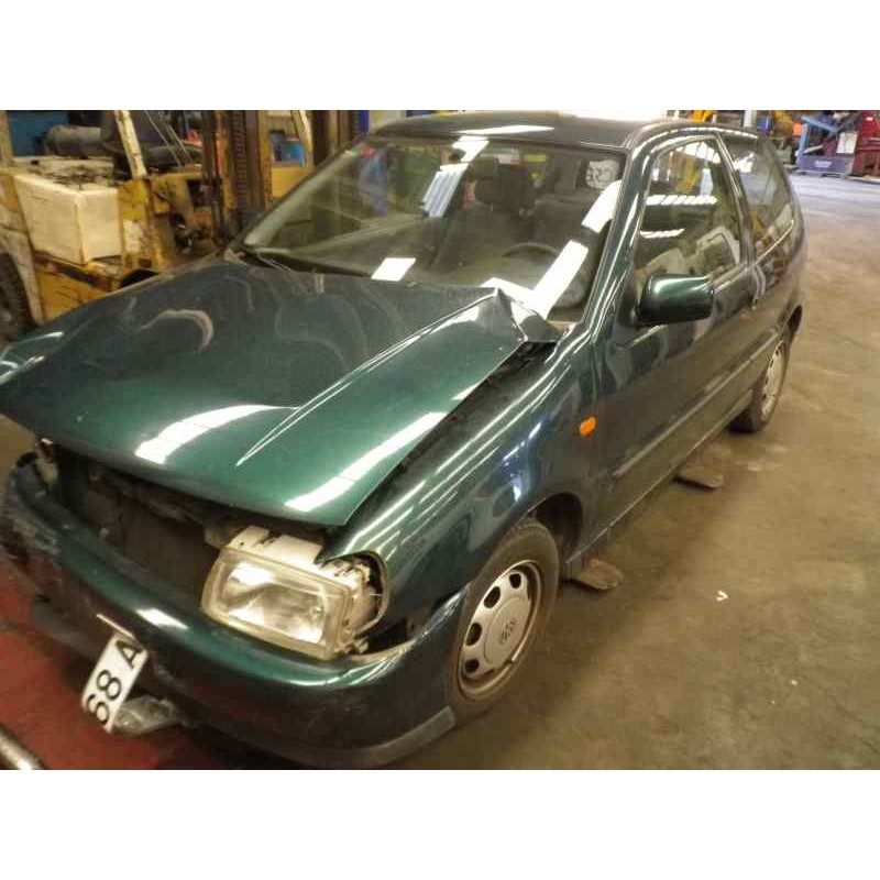 VOLKSWAGEN POLO BERLINA (6N1)
