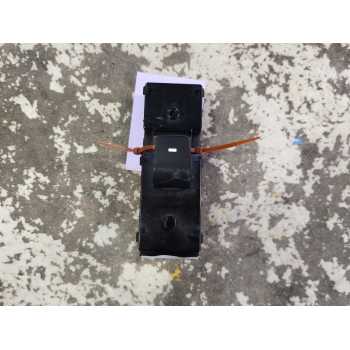 MANDO ELEVALUNAS TRASERO IZQUIERDO 93580G20004X 
