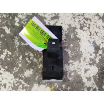 MANDO ELEVALUNAS TRASERO DERECHO 93580G20004X 