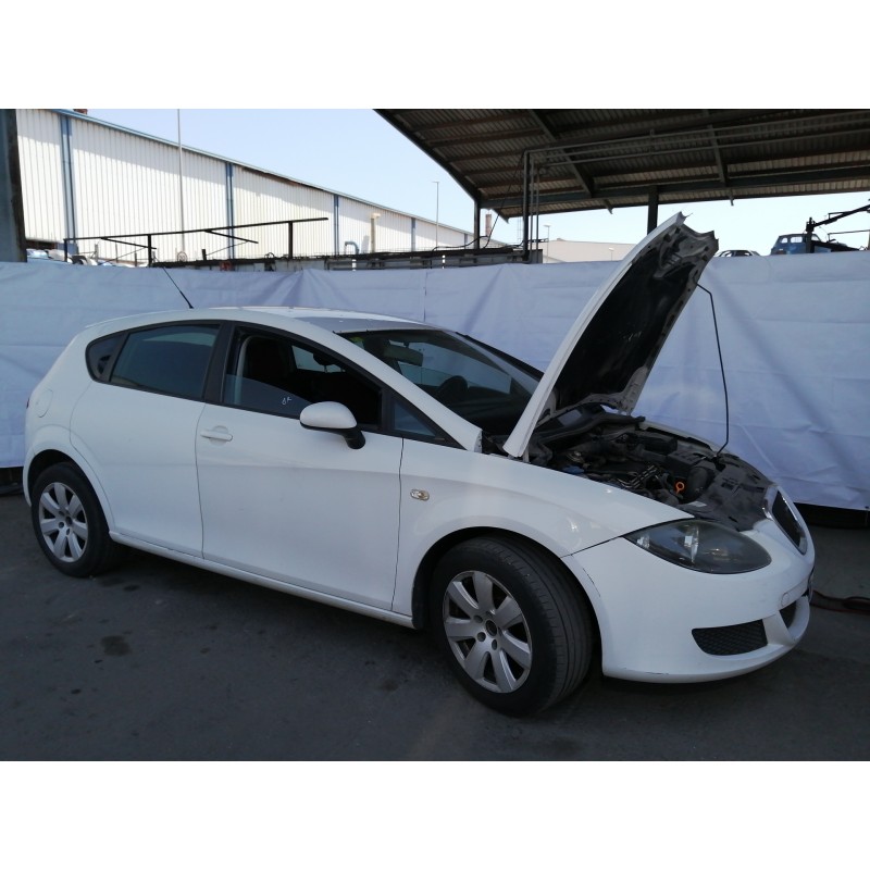 SEAT LEON (1P1)