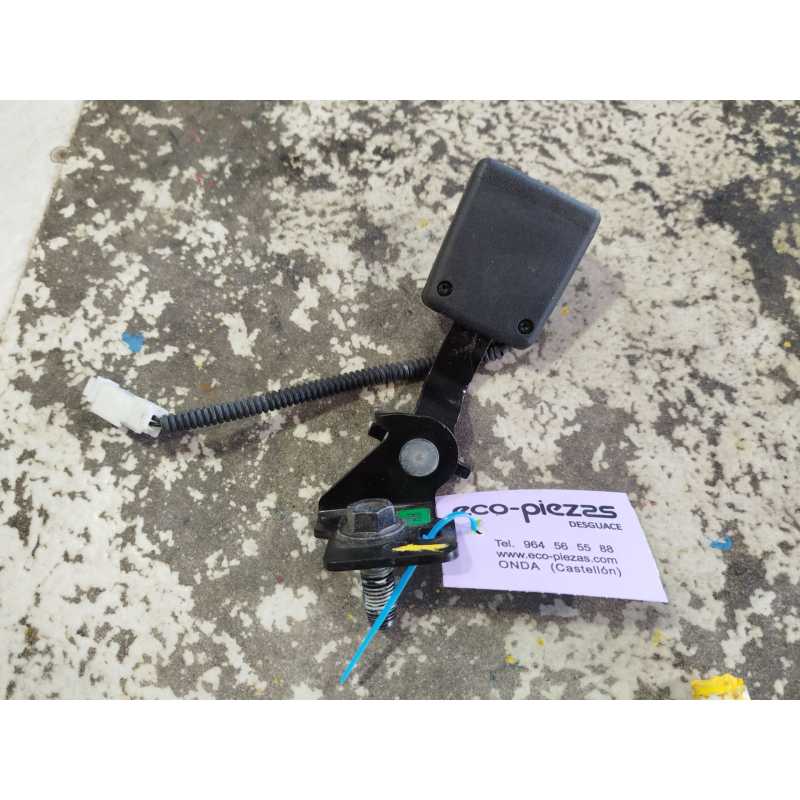 Recambio de enganche cinturon trasero derecho para hyundai ioniq (ae) 1.6 gdi hybrid referencia OEM IAM   