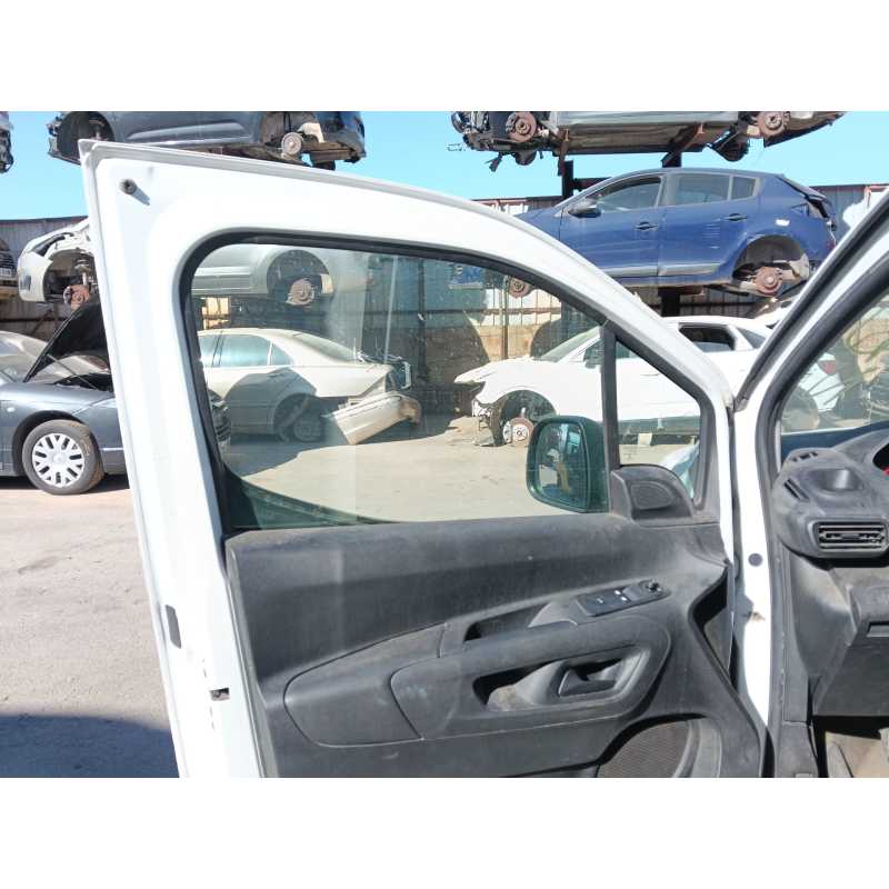 Recambio de elevalunas delantero izquierdo para peugeot partner furgón/monospace (k9) 1.5 bluehdi 100 referencia OEM IAM 9840175
