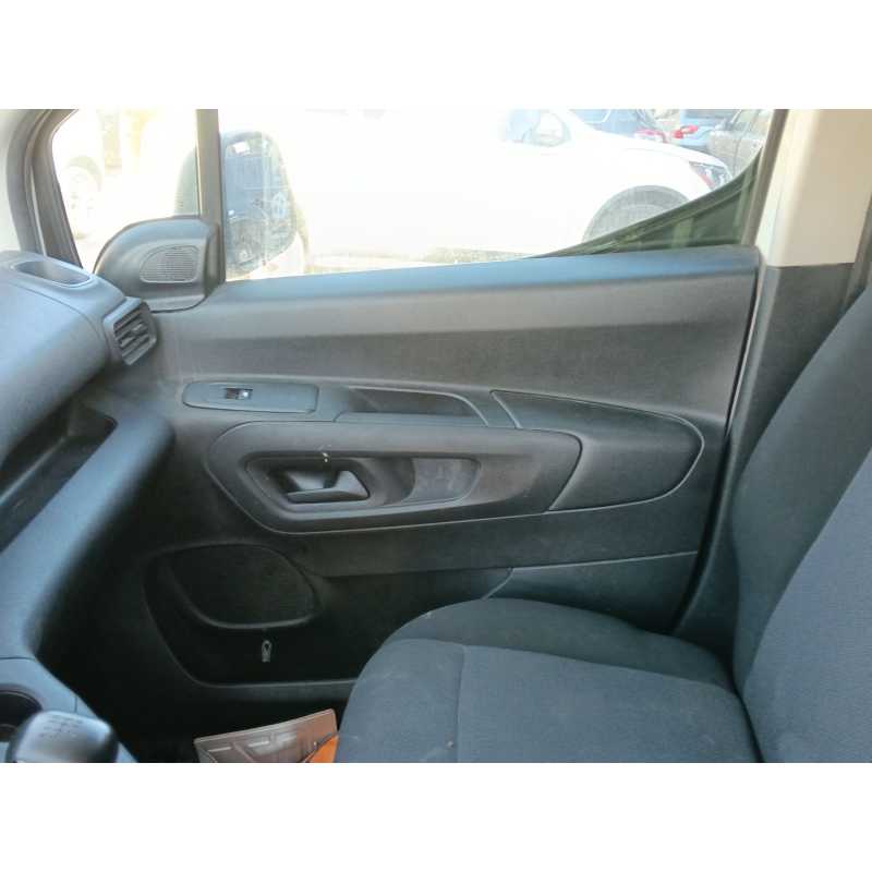 Recambio de guarnecido puerta delantera derecha para peugeot partner furgón/monospace (k9) 1.5 bluehdi 100 referencia OEM IAM   
