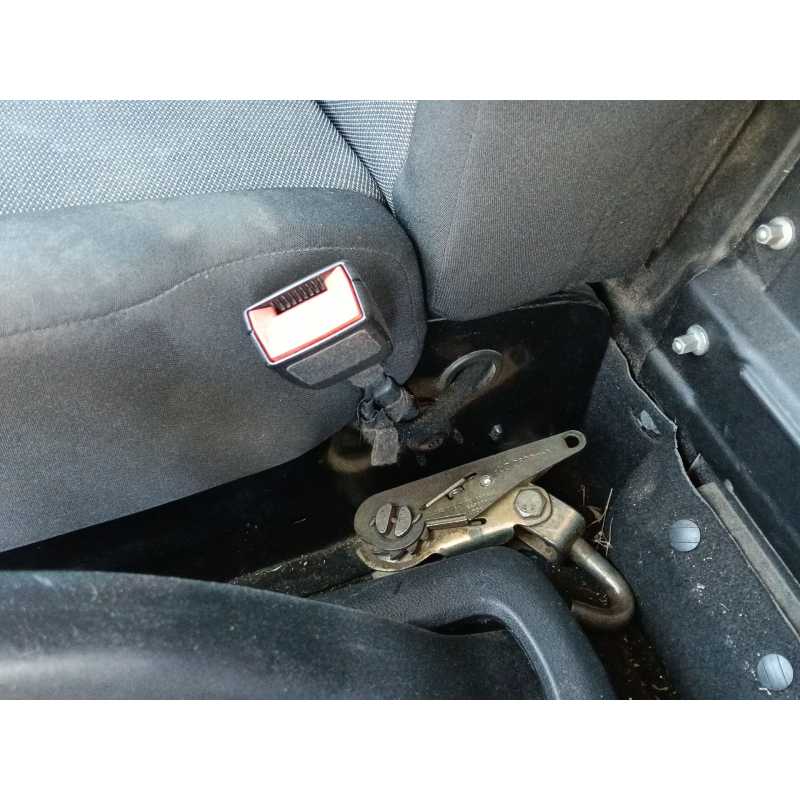 Recambio de enganche cinturon delantero derecho para peugeot partner furgón/monospace (k9) 1.5 bluehdi 100 referencia OEM IAM   