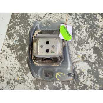 SOPORTE MOTOR DELANTERO IZQUIERDO 