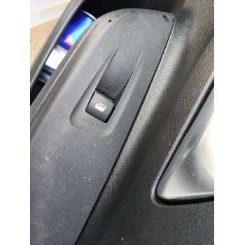 MANDO ELEVALUNAS DELANTERO DERECHO 98044803ZD 