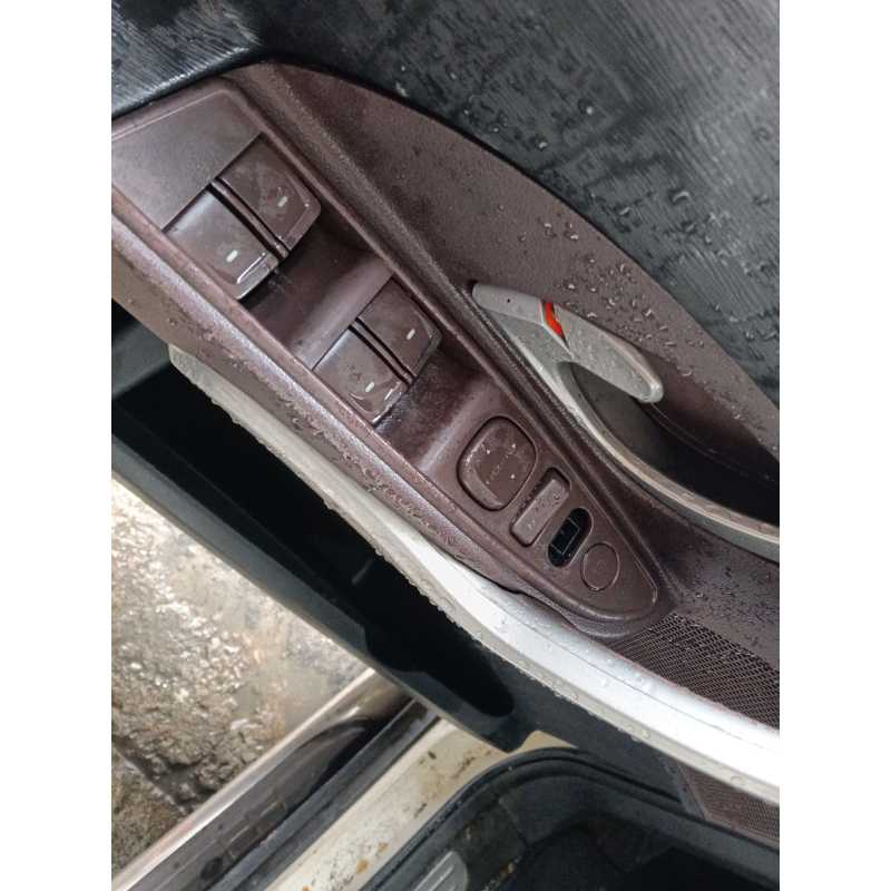 Recambio de mando elevalunas delantero izquierdo para mahindra xuv500 2.2 crde referencia OEM IAM   