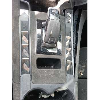 MANDO ELEVALUNAS DELANTERO DERECHO 98177788DX 
