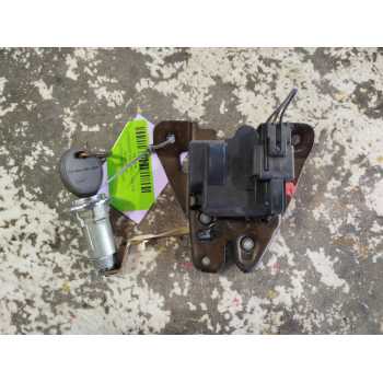 CERRADURA MALETERO / PORTON 05096169AD 