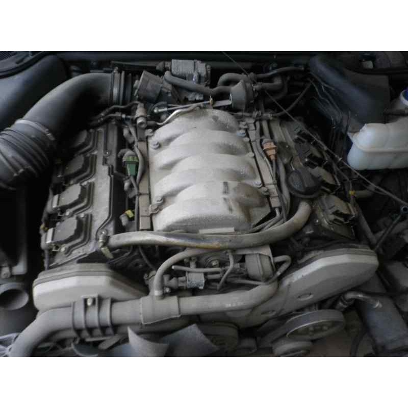 AUDI A8 (D2)