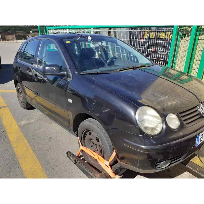 VOLKSWAGEN POLO (9N1)