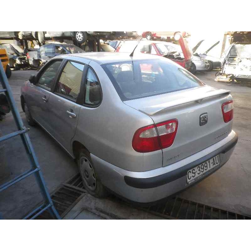 SEAT CORDOBA BERLINA (6K2)
