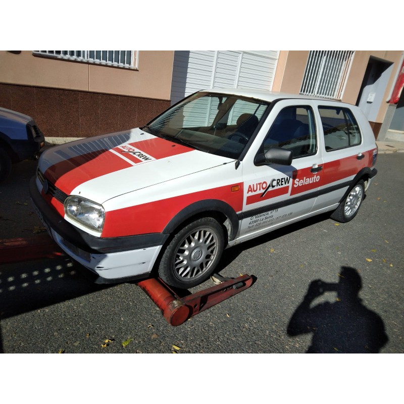 VOLKSWAGEN GOLF III BERLINA (1H1)