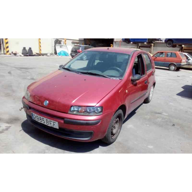 FIAT PUNTO BERLINA (188)