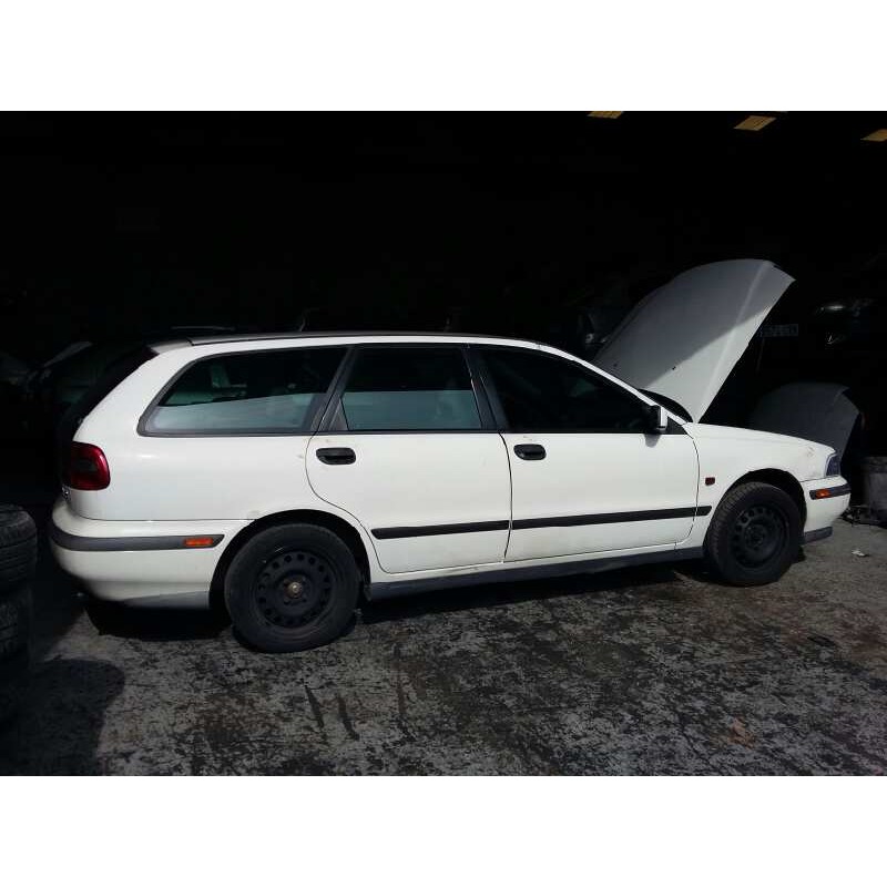 VOLVO V40 FAMILIAR