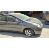 toyota prius liftback (_w2_) del año 2015