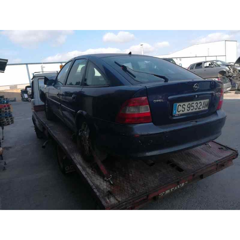 OPEL VECTRA B BERLINA