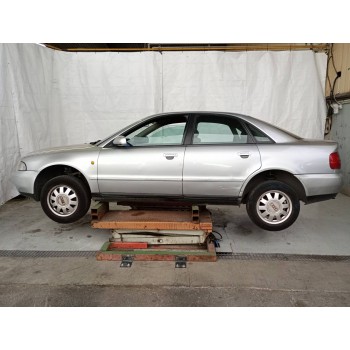 AUDI A4 BERLINA (B5) de desguace