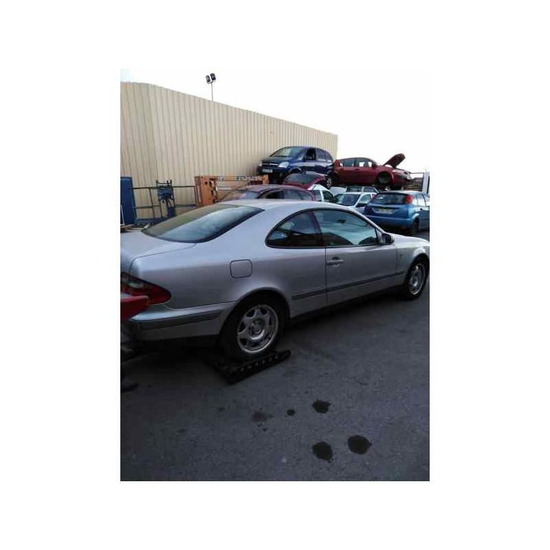 MERCEDES-BENZ CLASE CLK (W208) COUPE