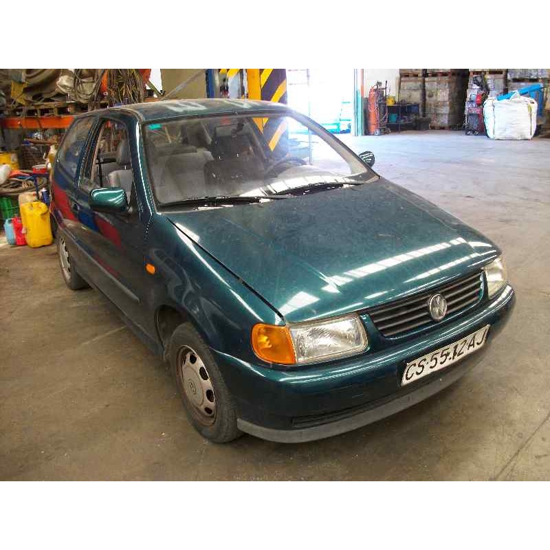 VOLKSWAGEN POLO BERLINA (6N1)