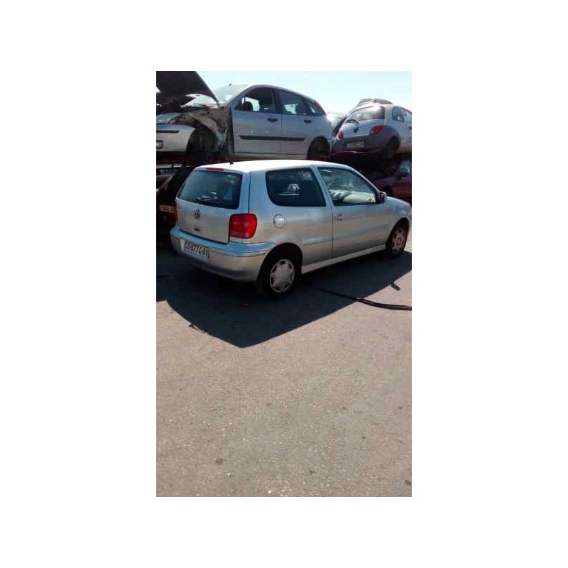 VOLKSWAGEN POLO BERLINA (6N2)