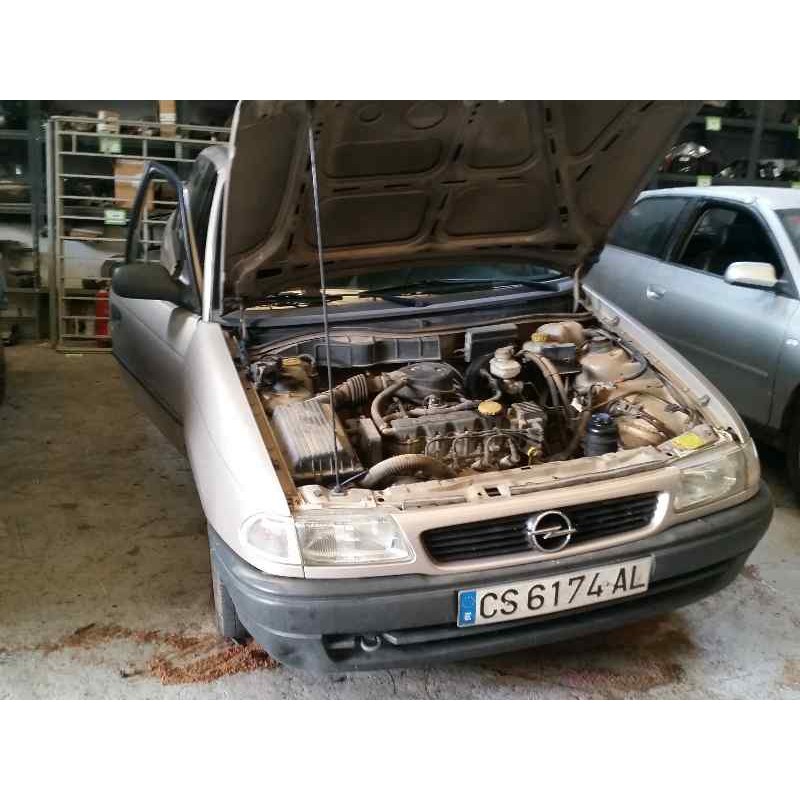OPEL ASTRA F BERLINA