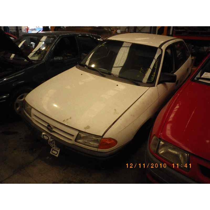 OPEL ASTRA F BERLINA