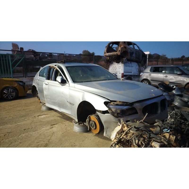 BMW 7 (F01, F02, F03, F04)