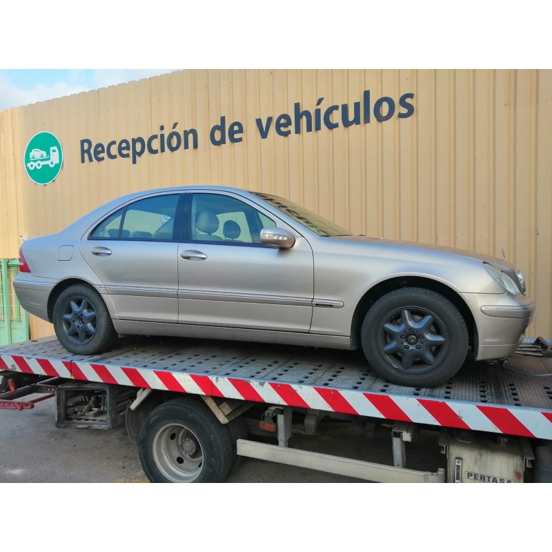 MERCEDES-BENZ CLASE C (W203)