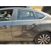 opel astra j sedán del año 2014