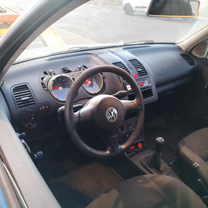 VOLKSWAGEN POLO BERLINA (6N2)