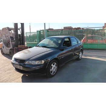 OPEL VECTRA B BERLINA de desguace