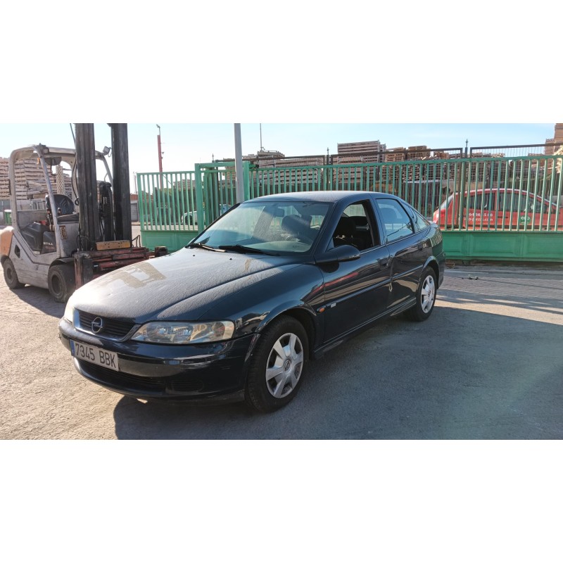 OPEL VECTRA B BERLINA