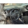 opel astra j sedán del año 2014