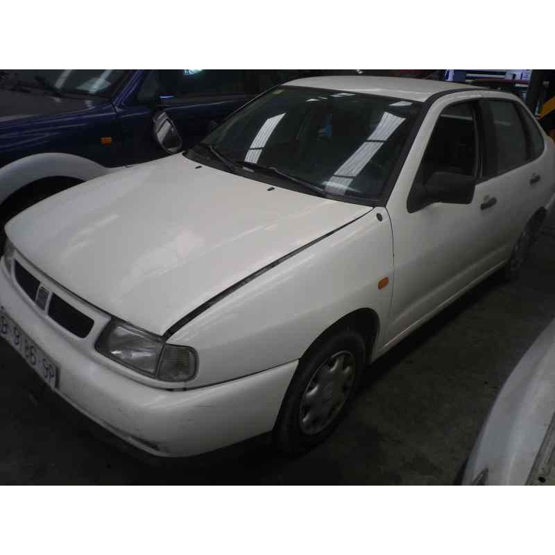 SEAT CORDOBA BERLINA (6K2)